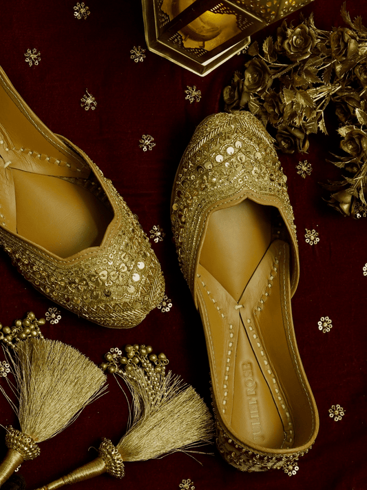 Sona (Jutti) - yoursjulietrose.com