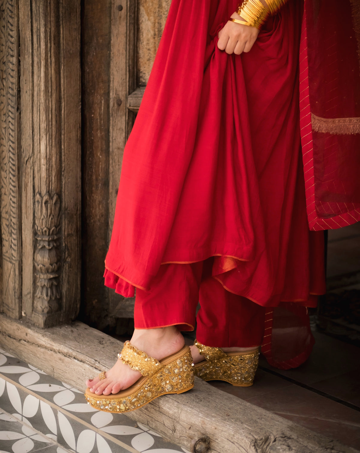 MEHBOOBA KOLHAPURI (Heel)